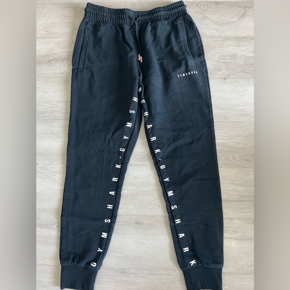 Men’s Gymshark joggers size medium